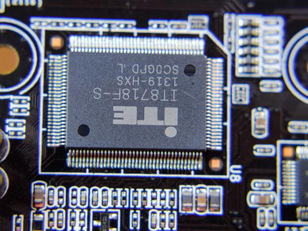 SMT貼片加工中影響元器件移位的原因？