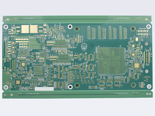 如何降低PCB加工過程中的彎曲和變形風(fēng)險(xiǎn)？